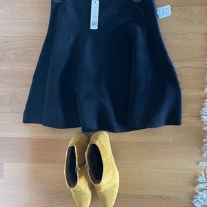 NWT Romeo & Juliet Couture Black Circle Skater Skirt size M